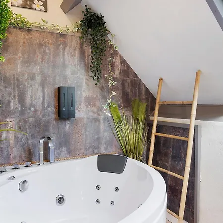 L'estaing Bain Nordique, Sauna