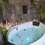 アパート L'estaing Bain Nordique, Sauna アレン・マルスー